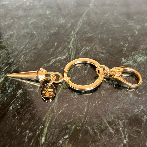 Henri Bendel Gold SPIKE and charm key ring with purse hook - Picture 3 of 10